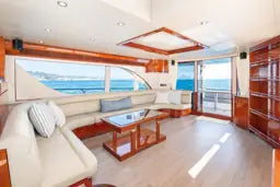 Sunbird 72 photo 39