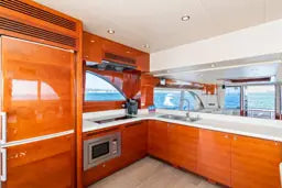 Sunbird 72 photo 45