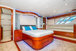 Sunbird 72 photo 52