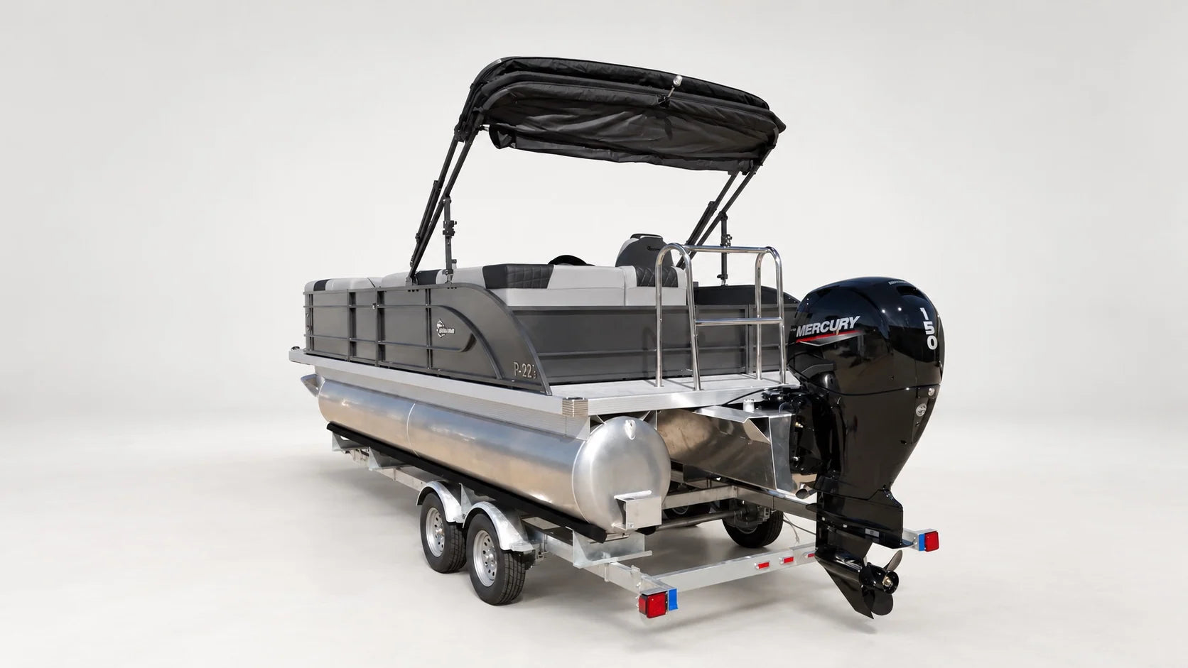 Studio view of Massimo P-22 with Bimini up